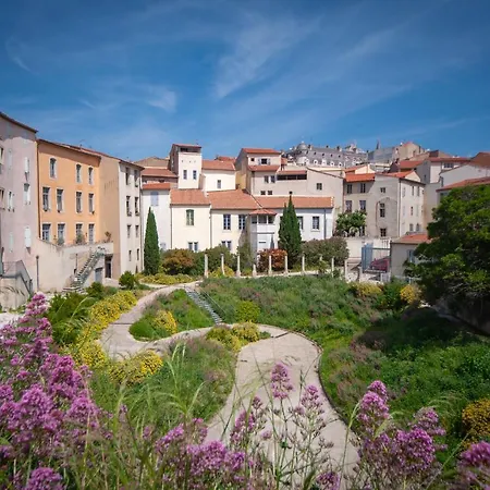 Venez Rever Centre Et Gare Il Y A Cher C Est Moins Bien 3* Béziers